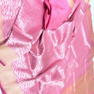 Pure handloom Katan silk Kashya border Tanchoi saree with intricate woven patterns and elegant Banarasi craftsmanship